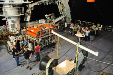 La fête samedi soir, sur le pont arrière du Pourquoi pas ?